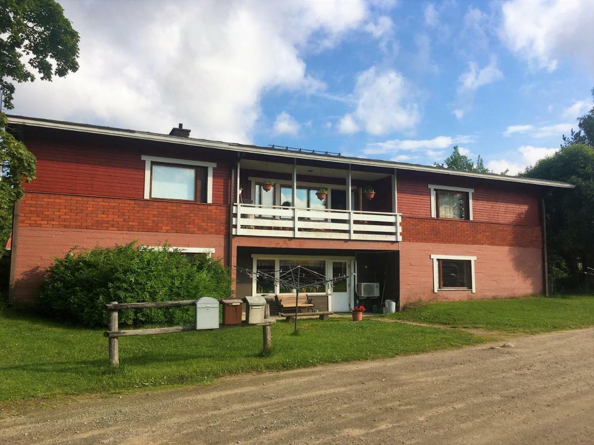 Surkeenjarvi Countryside B&B Moksinkylä Eksteriør billede